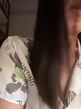 Snapshot of Krixxi22 chatting on 10-11-25, 02:26 Krixxi22 online show from 10-11-25, 02:26