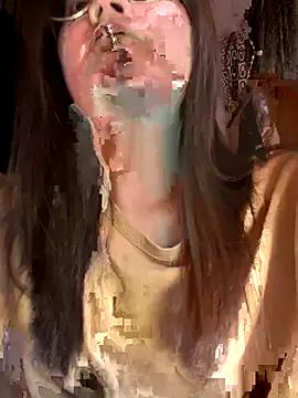 Snapshot of Krixxi22 chatting on 11-14-25, 04:17 Krixxi22 online show from 11-14-25, 04:17