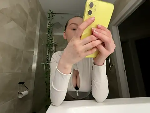 Snapshot of winter__sun chatting on 03-07-26, 03:09 winter sun online show from 03-07-26, 03:09