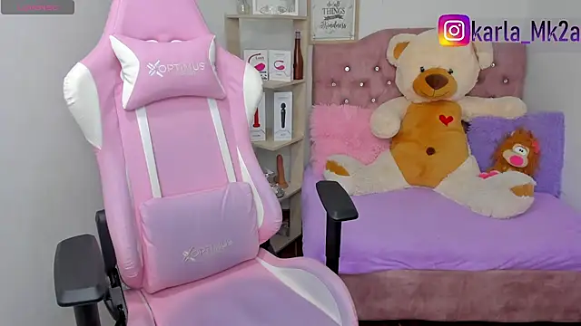 Snapshot of karla_cute01 chatting on 12-16-24, 05:33 karla cute01 online show from 12-16-24, 05:33