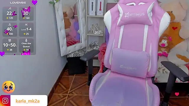 Snapshot of karla_cute01 chatting on 03-14-25, 06:07 karla cute01 online show from 03-14-25, 06:07