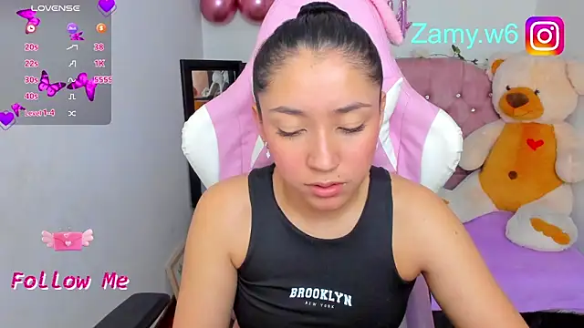 Snapshot of karla_cute01 chatting on 09-09-25, 05:18 karla cute01 online show from 09-09-25, 05:18