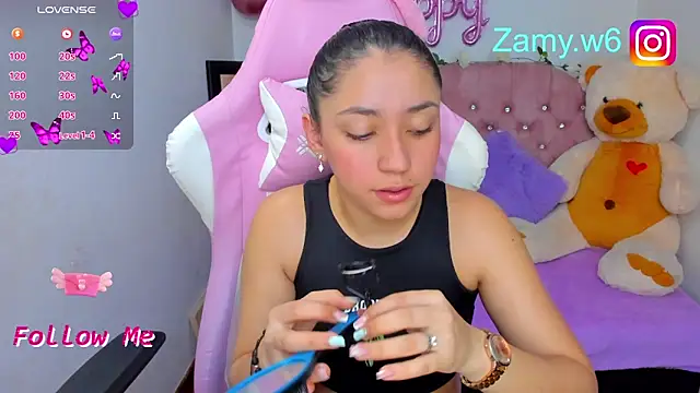 Snapshot of karla_cute01 chatting on 09-09-25, 06:40 karla cute01 online show from 09-09-25, 06:40