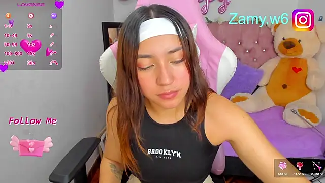 Snapshot of karla_cute01 chatting on 09-15-25, 06:13 karla cute01 online show from 09-15-25, 06:13