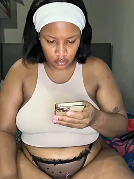 MimiCurves online show from 02-07-26, 05:05