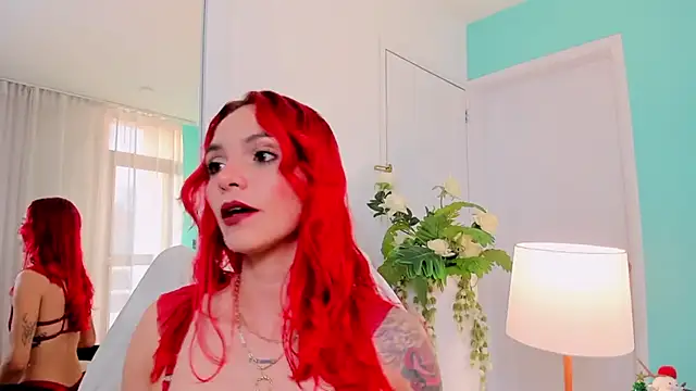 Snapshot of MeganLorensx chatting on 12-04-24, 10:19 MeganLorensx online show from 12-04-24, 10:19