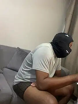 jaytee198610 online show from 04-22-26, 04:19