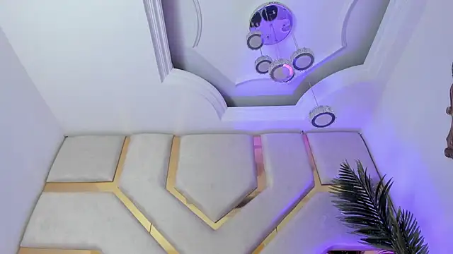 AilynMiller online show from 01-28-25, 09:19