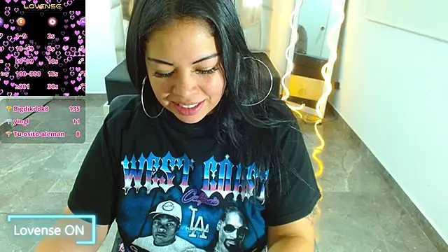 Snapshot of martinna_tay chatting on 02-03-25, 05:51 martinna tay online show from 02-03-25, 05:51