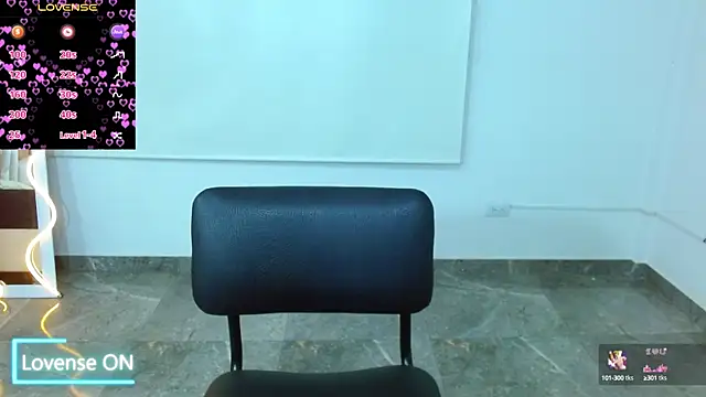 Snapshot of martinna_tay chatting on 03-22-25, 05:28 martinna tay online show from 03-22-25, 05:28