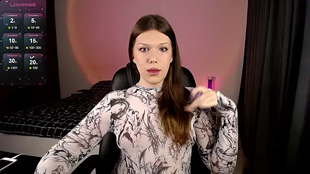 Snapshot of MicheleDoll chatting on 12-19-24, 06:12 MicheleDoll online show from 12-19-24, 06:12