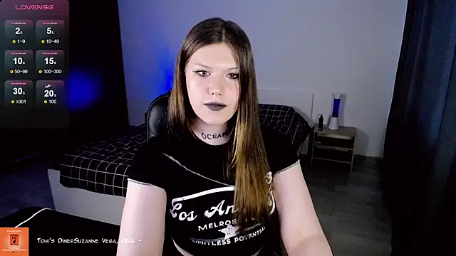 Snapshot of MicheleDoll chatting on 01-31-25, 12:40 MicheleDoll online show from 01-31-25, 12:40