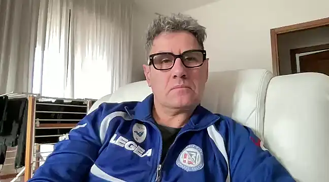 Snapshot of Britmi chatting on 01-04-25, 09:32 Britmi online show from 01-04-25, 09:32