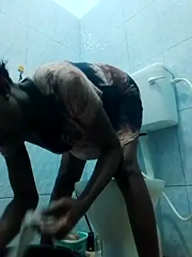 LOVELY-2BERRY online show from 01-18-26, 04:05