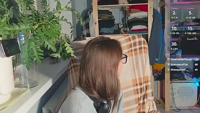 monlight  dana online show from 02-14-25, 05:36