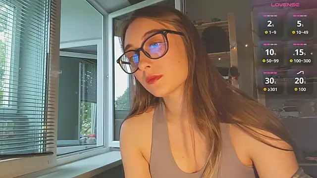 monlight  dana online show from 09-19-25, 03:34