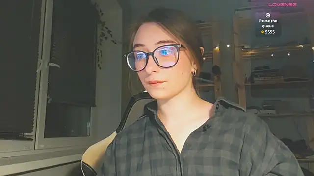 monlight  dana online show from 11-08-25, 04:07