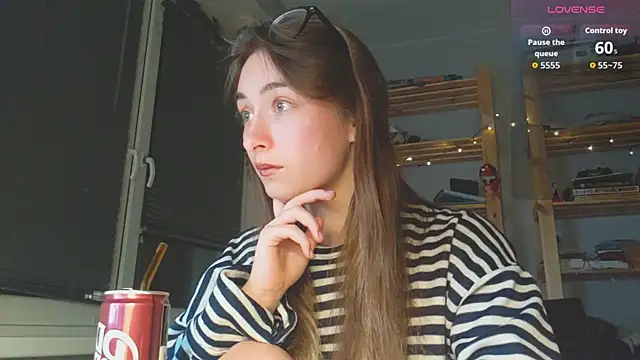 monlight  dana online show from 11-30-25, 08:46