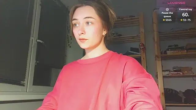 monlight  dana online show from 12-22-25, 09:34