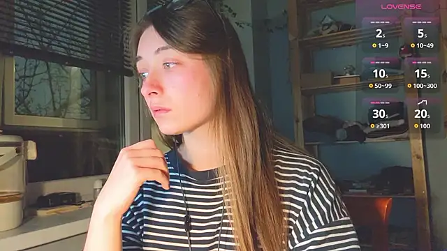 monlight  dana online show from 02-11-26, 05:07