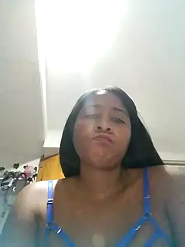 Snapshot of Berry_Bans chatting on 03-17-25, 11:32 Berry Bans online show from 03-17-25, 11:32