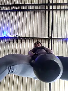 Snapshot of Berry_Bans chatting on 03-19-25, 05:28 Berry Bans online show from 03-19-25, 05:28