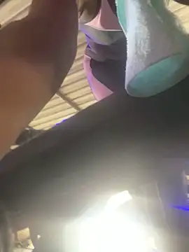 Snapshot of Berry_Bans chatting on 09-30-25, 05:29 Berry Bans online show from 09-30-25, 05:29