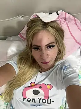 LARIANA RIVERA23 online show from 02-10-26, 08:35