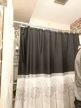 Snapshot of hungandtatted666 chatting on 01-07-25, 04:37 hungandtatted666 online show from 01-07-25, 04:37