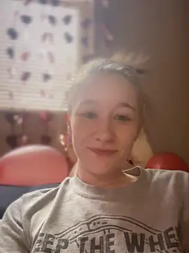 sage  marie online show from 02-05-25, 02:37