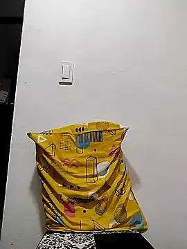 Snapshot of Demiansteven2 chatting on 01-04-25, 02:14 Demiansteven2 online show from 01-04-25, 02:14