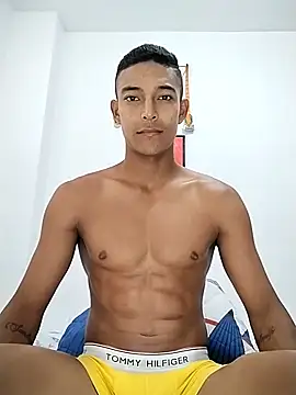 Snapshot of Demiansteven2 chatting on 02-16-25, 02:10 Demiansteven2 online show from 02-16-25, 02:10