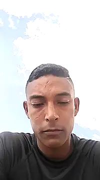 Snapshot of Demiansteven2 chatting on 03-09-25, 07:15 Demiansteven2 online show from 03-09-25, 07:15