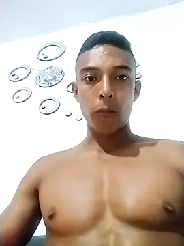 Snapshot of Demiansteven2 chatting on 03-11-25, 03:05 Demiansteven2 online show from 03-11-25, 03:05