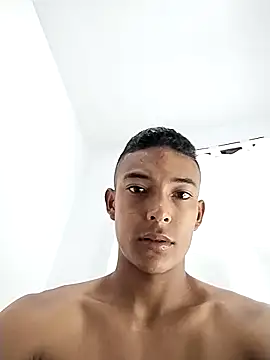 Snapshot of Demiansteven2 chatting on 03-11-25, 01:45 Demiansteven2 online show from 03-11-25, 01:45