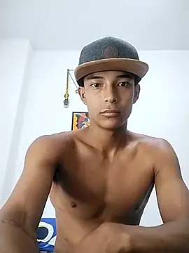 Snapshot of Demiansteven2 chatting on 03-19-25, 12:45 Demiansteven2 online show from 03-19-25, 12:45