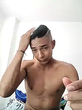 Snapshot of Demiansteven2 chatting on 03-19-25, 09:37 Demiansteven2 online show from 03-19-25, 09:37