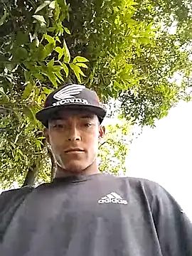 Snapshot of Demiansteven2 chatting on 09-13-25, 04:18 Demiansteven2 online show from 09-13-25, 04:18