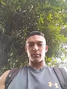 Snapshot of Demiansteven2 chatting on 09-20-25, 05:47 Demiansteven2 online show from 09-20-25, 05:47