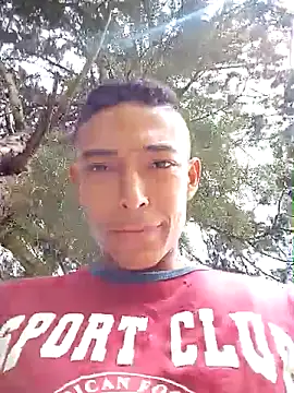 Snapshot of Demiansteven2 chatting on 10-13-25, 06:41 Demiansteven2 online show from 10-13-25, 06:41