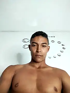 Snapshot of Demiansteven2 chatting on 11-04-25, 07:35 Demiansteven2 online show from 11-04-25, 07:35