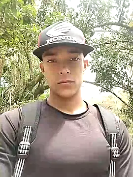 Demiansteven2 online show from 04-25-26, 06:49