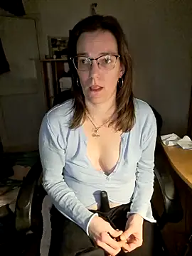 SpiceLea online show from 01-25-25, 05:40