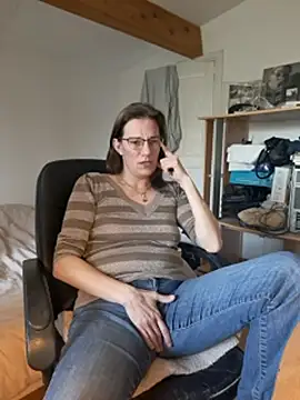 SpiceLea online show from 02-13-25, 11:06