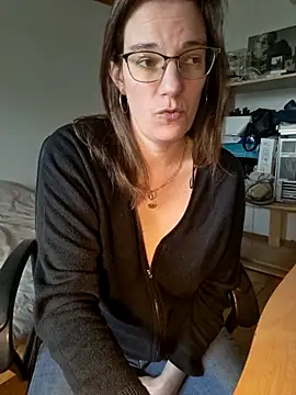 SpiceLea online show from 03-04-25, 12:33