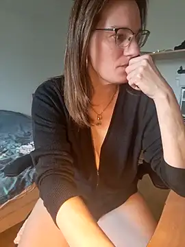 SpiceLea online show from 03-18-25, 12:47