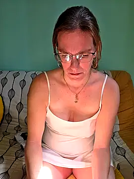 SpiceLea online show from 09-15-25, 11:32