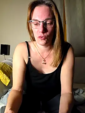 SpiceLea online show from 10-16-25, 07:37