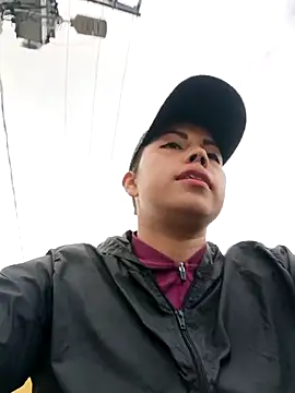  andrea30 online show from 11-17-25, 12:00