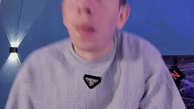 MikaelSlow online show from 10-30-25, 03:41